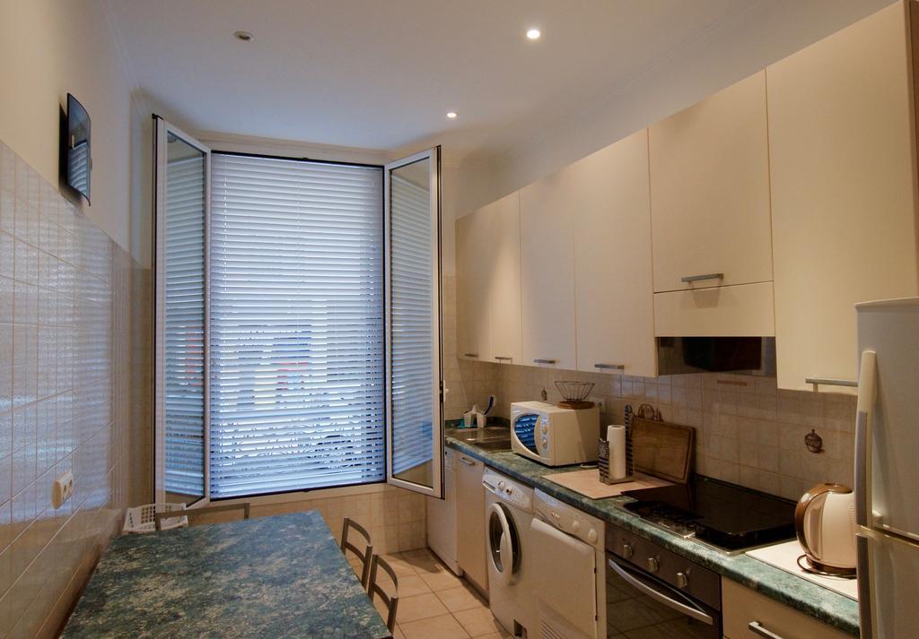 Appartement Les Clematites Menton Eksteriør billede